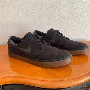 NWOT - Nike Stefan Janoski SB Zoom Canvas Skateboarding Shoe